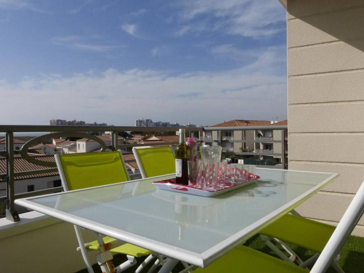 Appartement 2 Pieces Avec Balcon, Parking Et Proche Plage A Saint-Gilles-Croix-De-Vie - Fr-1-224-587 Exterior foto